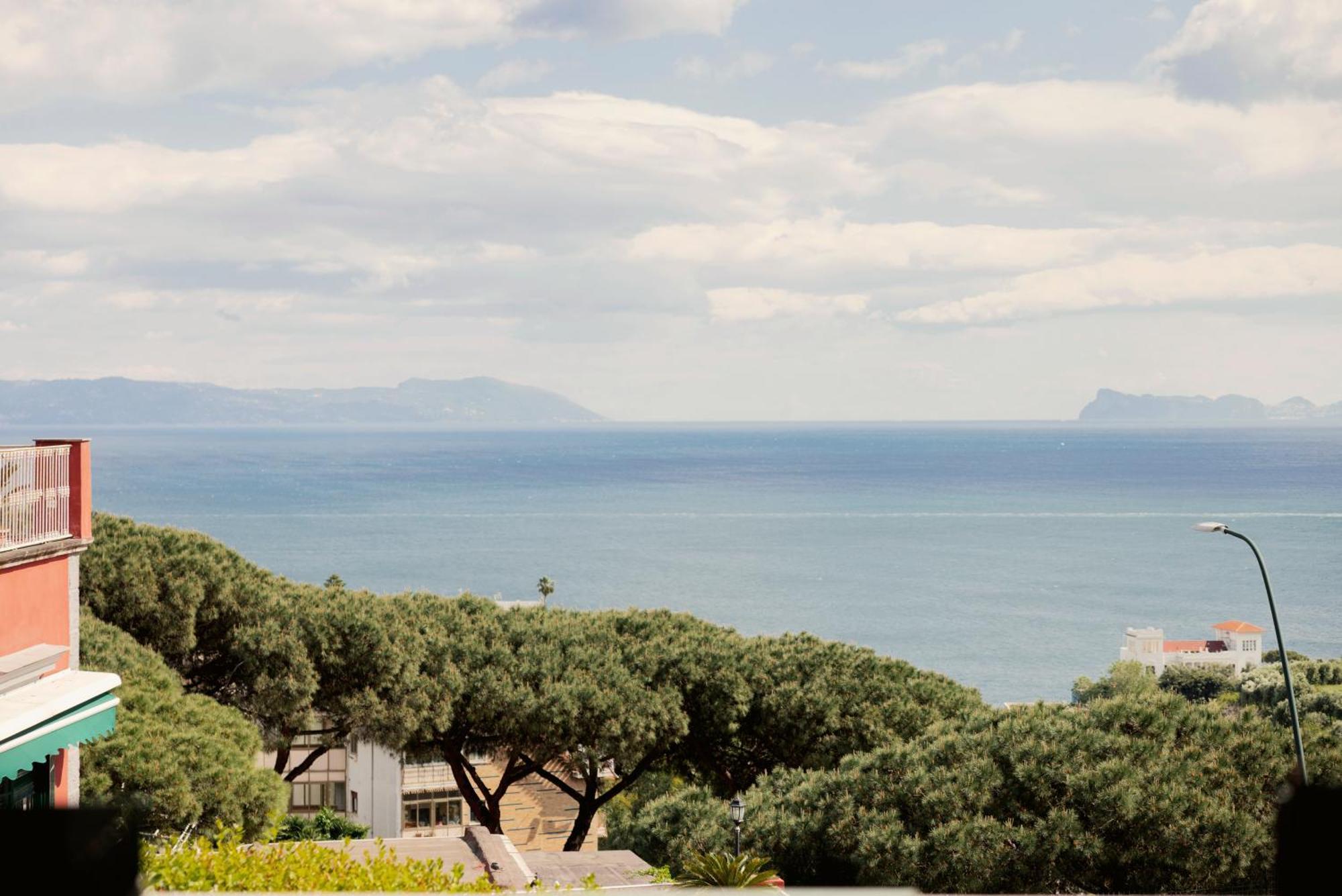 Posillipo 70 Napoli Apartment ภายนอก รูปภาพ